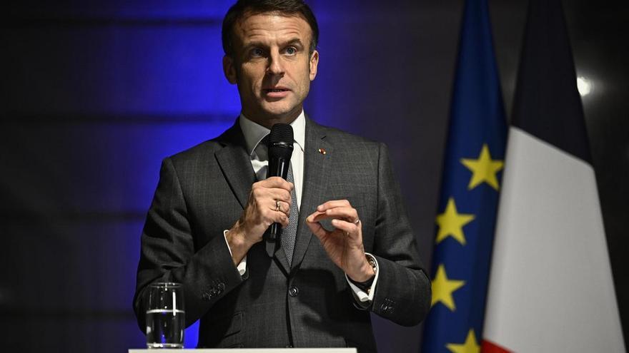 El macronismo y la derecha republicana acuerdan una versión más dura de la ley migratoria en Francia