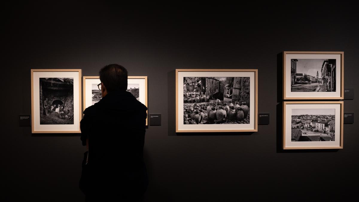 MUSEO ETNOGRAFICO. EXPOSICION DE RUTH M. ANDERSON. &quot;EN EL VIEJO MUNDO&quot; ZAMORA, 1926