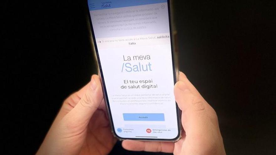 El Centre Sanitari facilita la comunicació a través de notificacions als dispositius mòbils