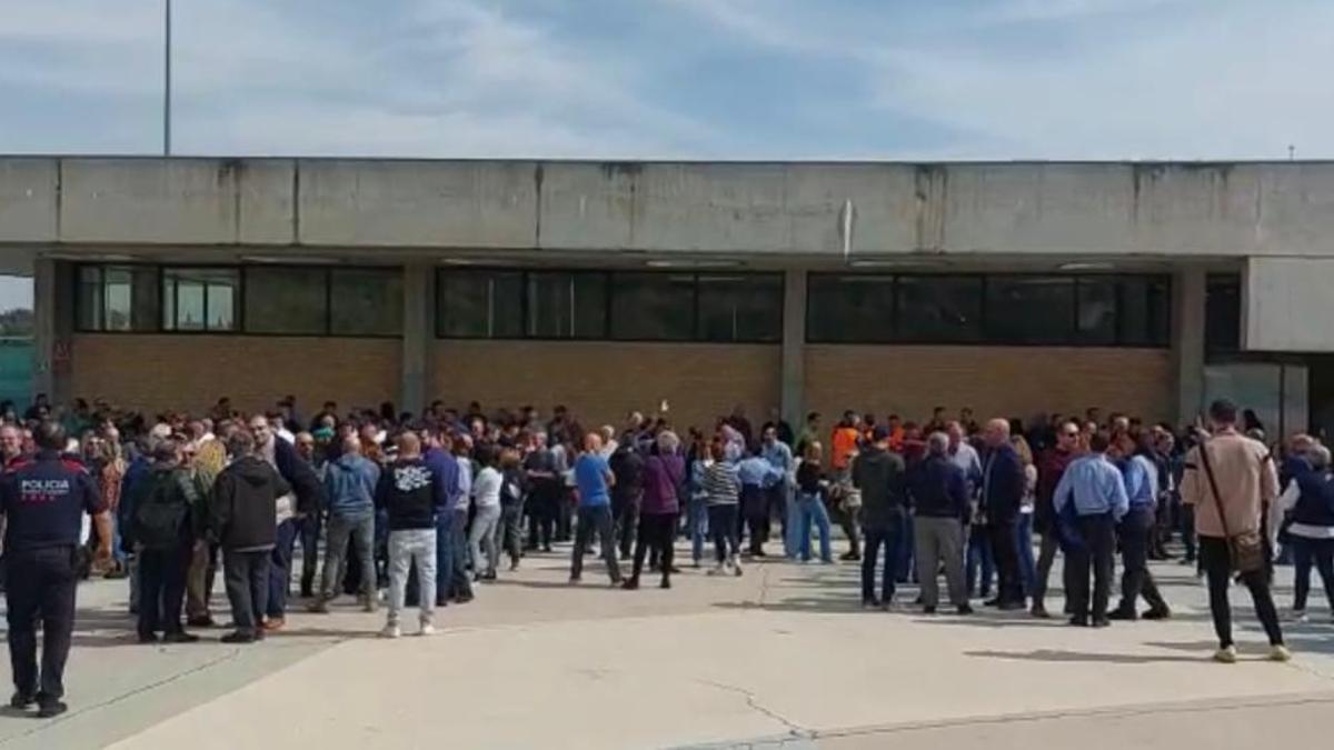 Protesta de trabajadores penitenciarios catalanes en las puertas de Brians 2 el 21 de marzo de 2023