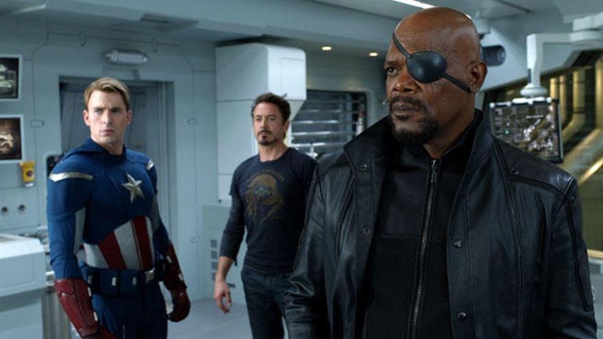 Samuel L. Jackson encarna a Nick Fury.