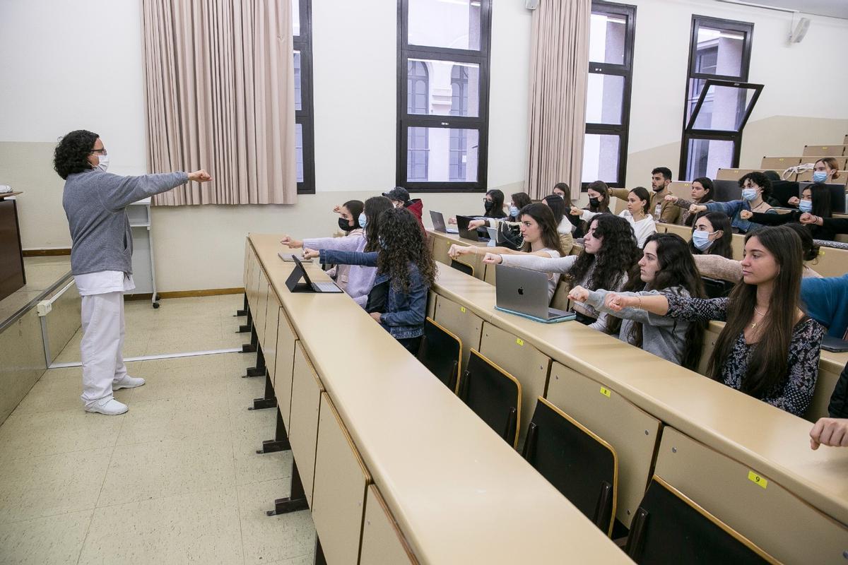 Aula de la facultad de Medicina de la UB.