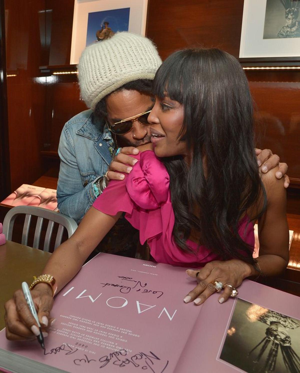 Lenny Kravitz en la presentación del libro de Naomi Campbell