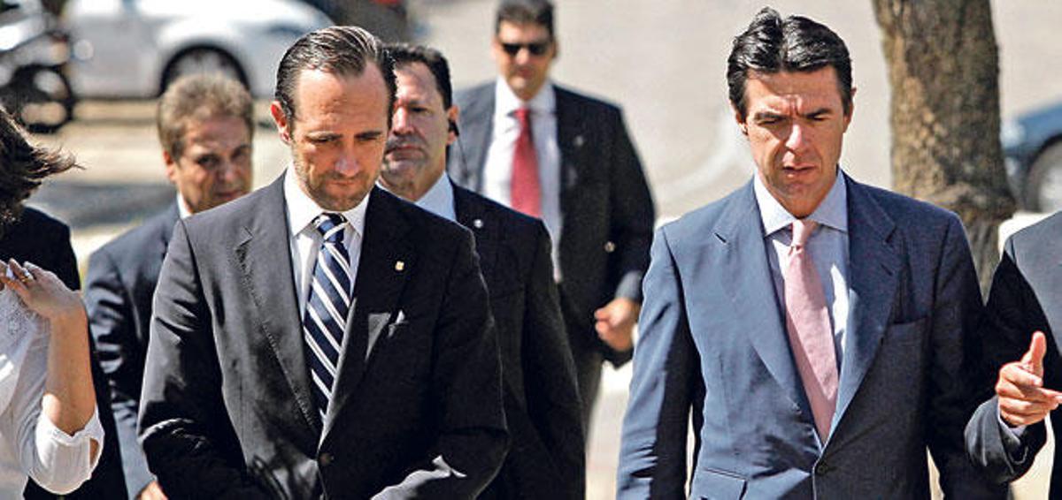 José Ramón Bauzá y el ministro José Manuel Soria durante una visita realizada a Mallorca.