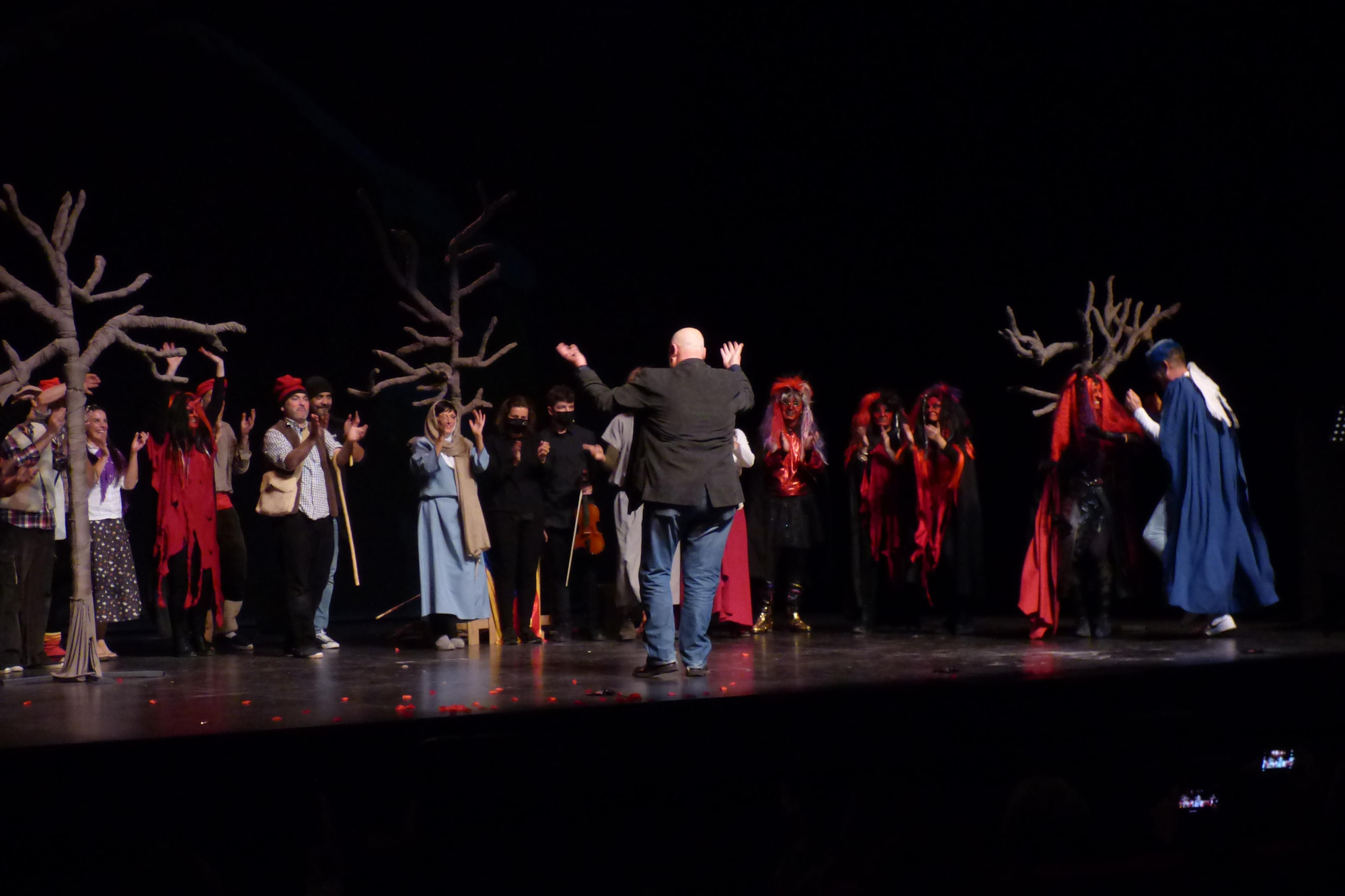 Els Pastorets del Monturiol tornen a omplir el Teatre el Jardí