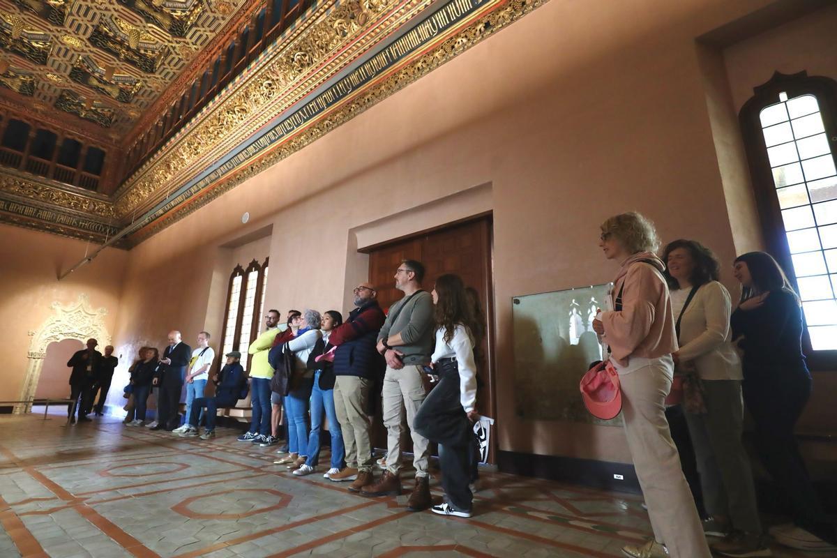 En imágenes | Primer día de puertas abiertas del palacio de La Aljafería