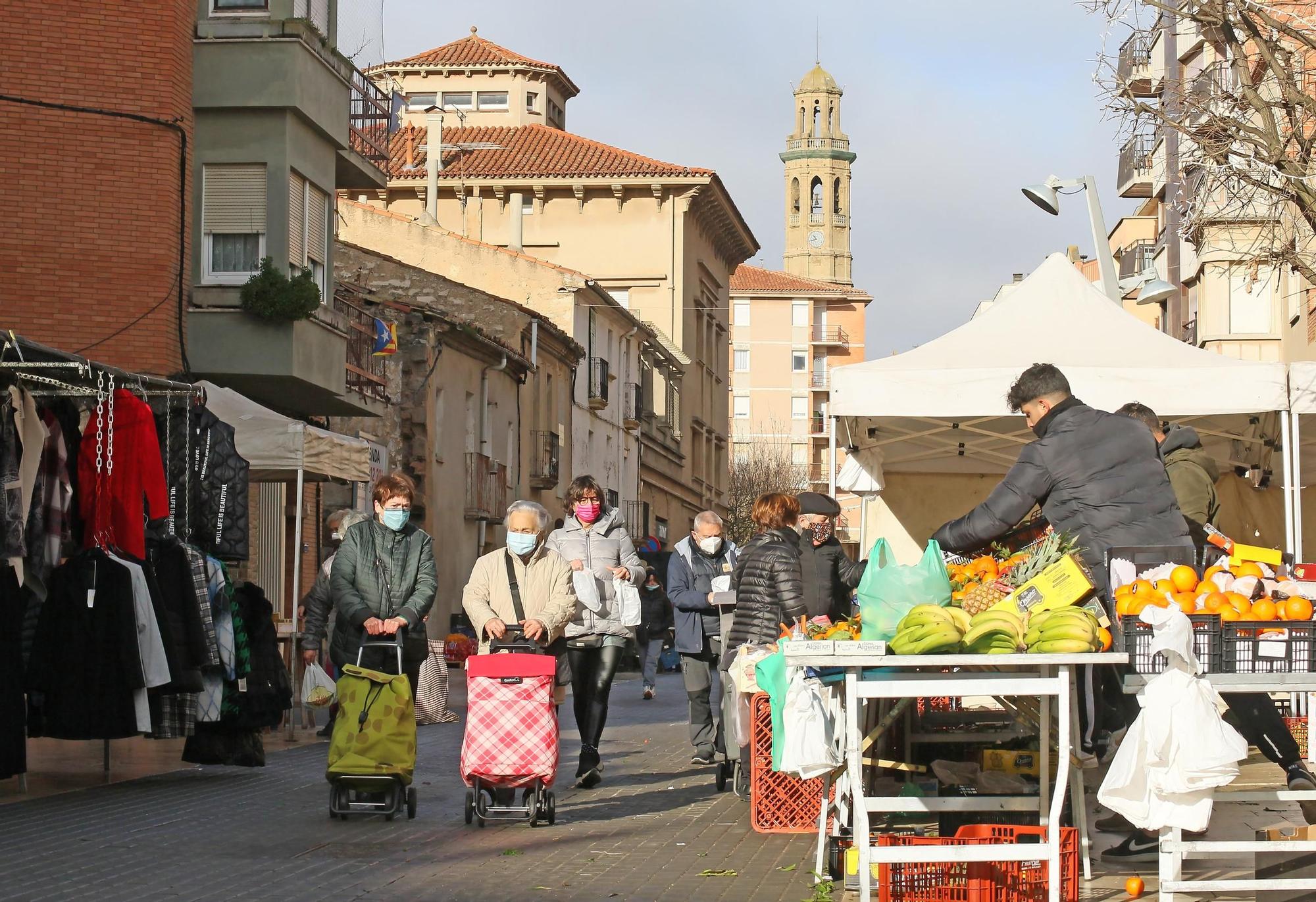 Primer dia de mercat a Calaf