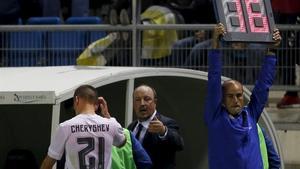 Benítez sustituye a Cheryshev en el inicio de la segunda parte en Cádiz.