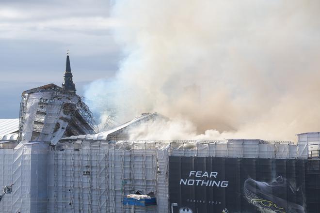 Fire hits historical Stock Exchange building in Copenhagen