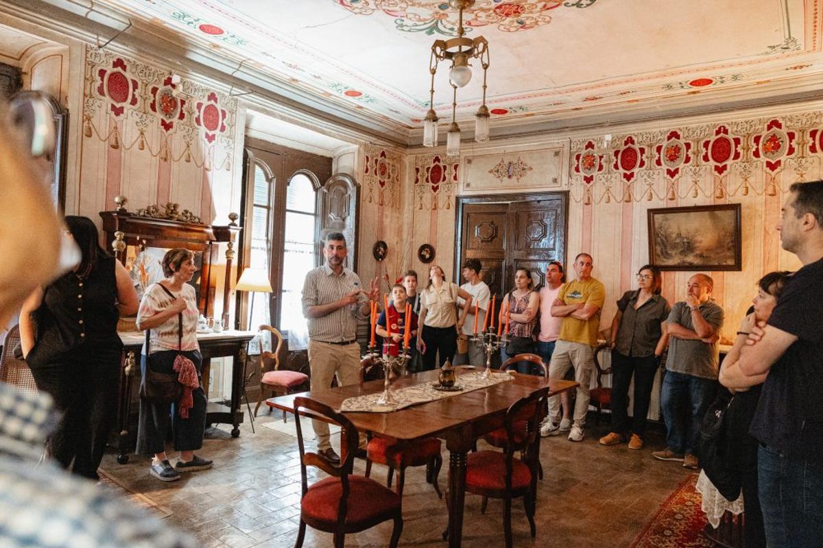 Visita a la Casa Combelles, una edificació del segle XVII