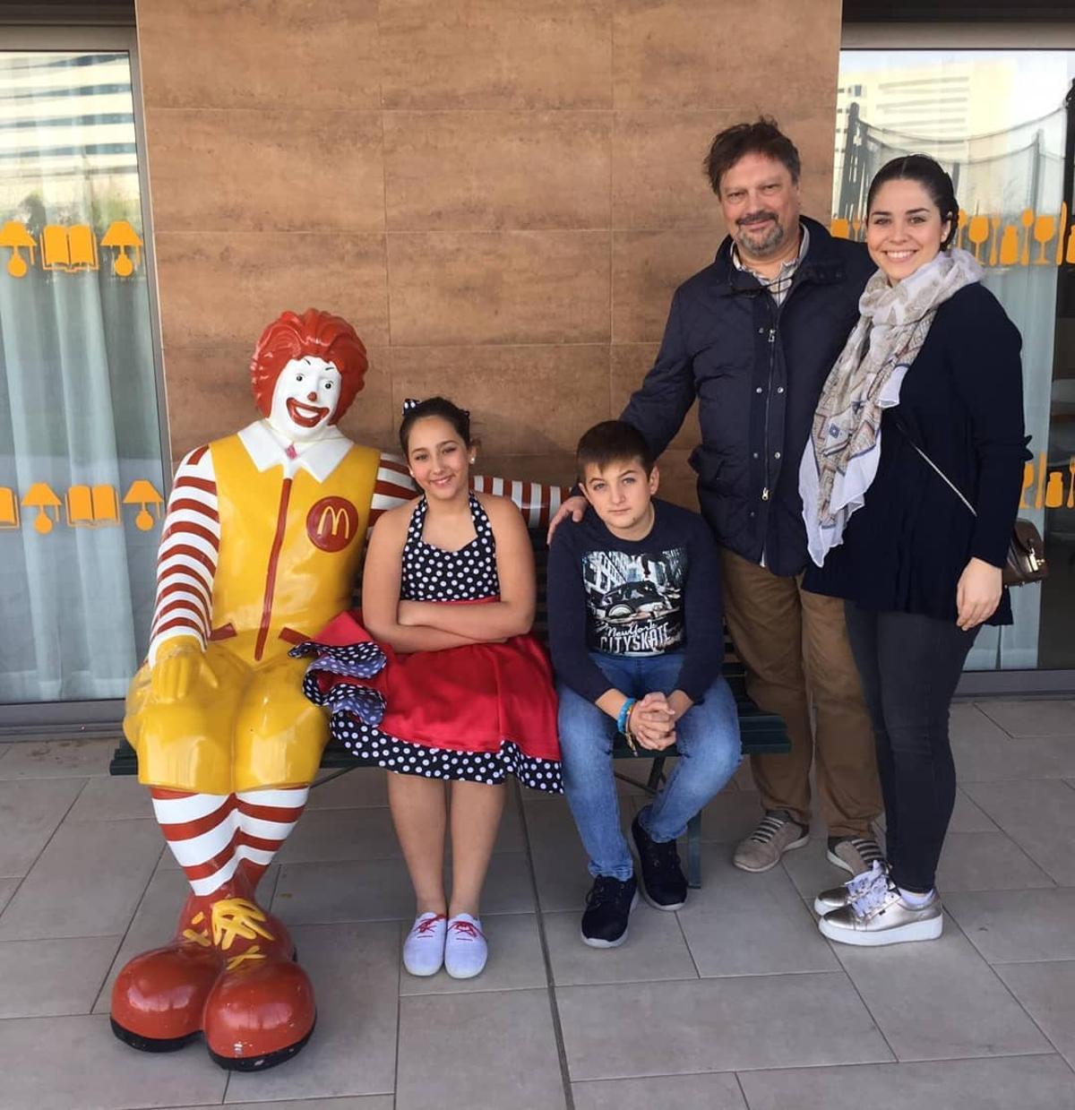 Visita solidaria a la casa Ronald Mc.Donald Visita solidaria a la casa Ronald Mc.Donald