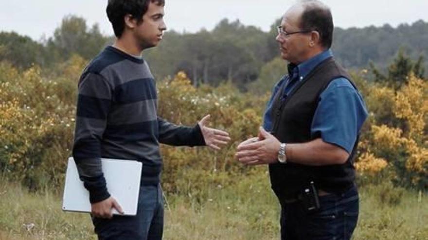 El director Fèlix Colomer amb l&#039;acusat, Joaquín Benítez (dreta).