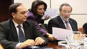 Els sindicats sospiten que la patronal ha canviat d’actitud després de la victòria del Partit Popular el 22-M.