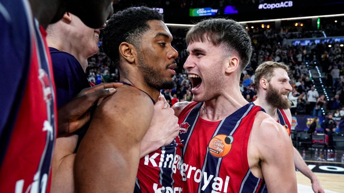 Rafa Villar, junto al 'MVP' de la Copa, Trent Forrest