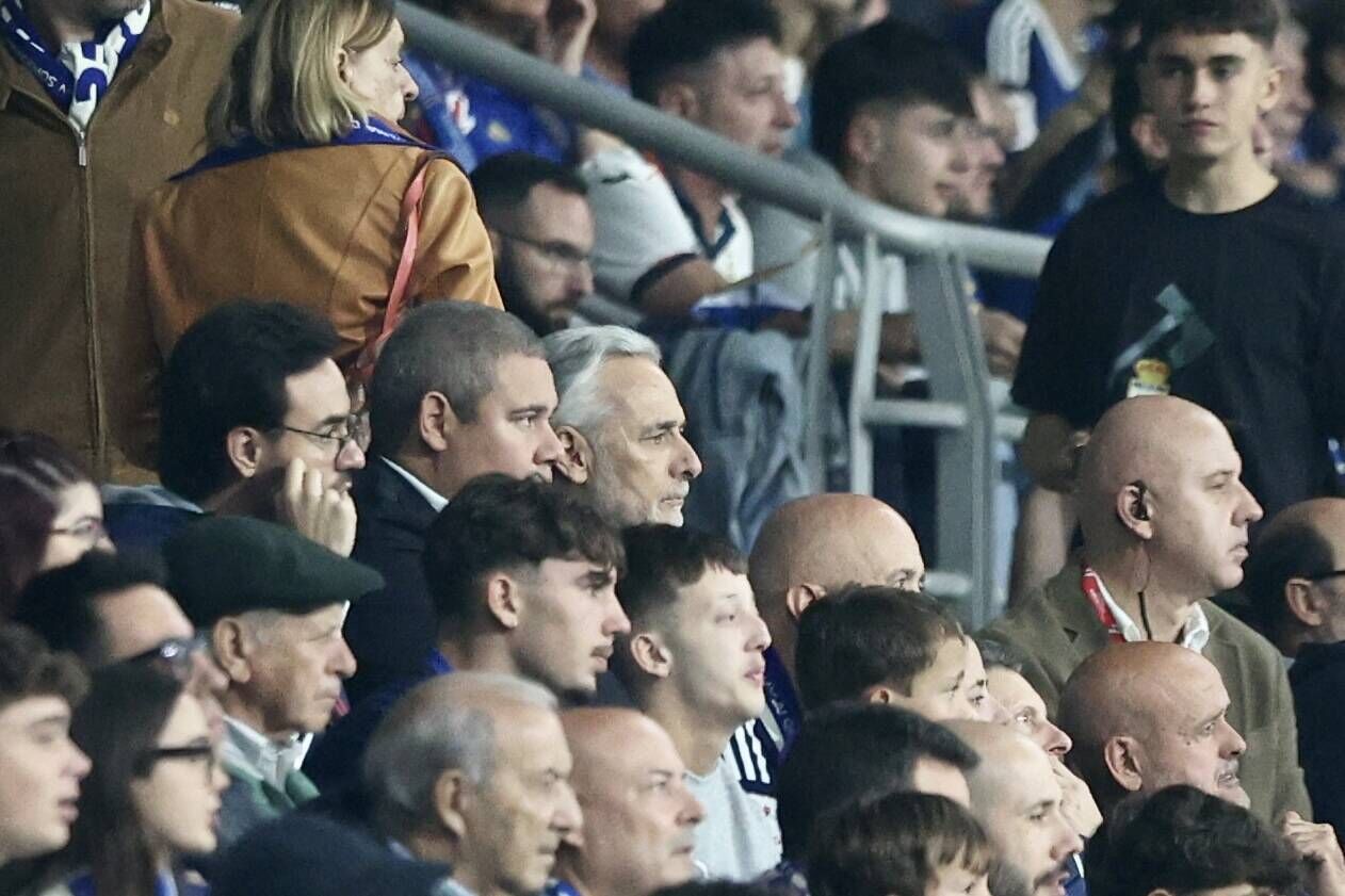 Todas las IMÁGENES del reestreno de Carrión con el Oviedo, con derrota ante el Espanyol 