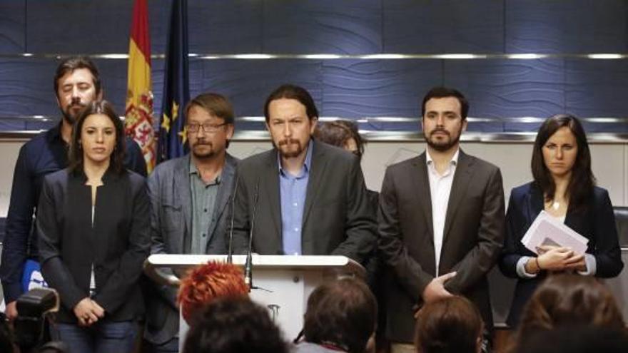 Pablo Iglesias, anunciant la intenció de Podem de presentar una moció de censura contra Rajoy.