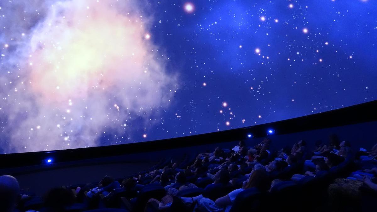 El planetario del Jardín de las Ciencias presenta actividades para todo tipo de públicos