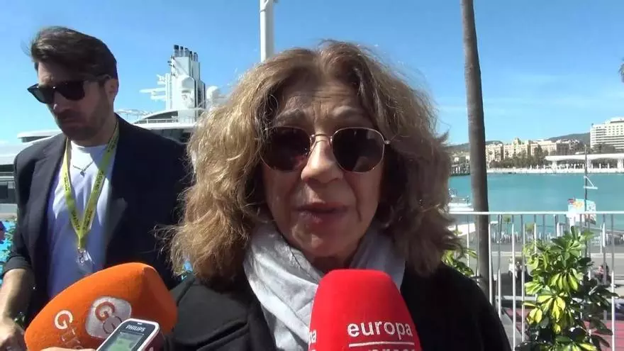 Lolita Flores confiesa cómo ha sido trabajar con su hija en 'Mallorca Confidencial', la película inspirada en la Paca de Son Banya