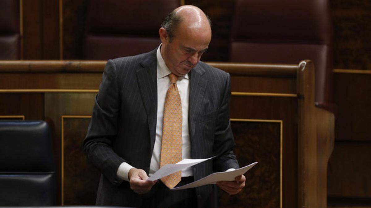 El ministro de Economía y Competitividad, Luis de Guindos, el pasado jueves en el Congreso.