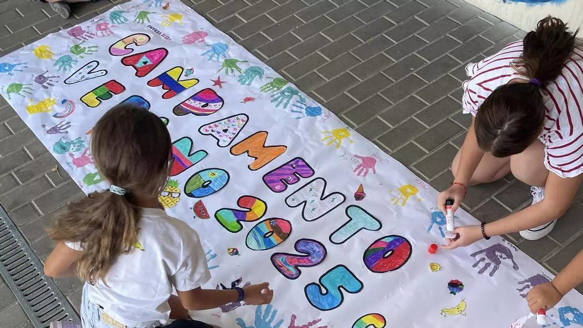 Los 35 pueblos y ciudades de Extremadura con espacios subvencionados para niños este verano