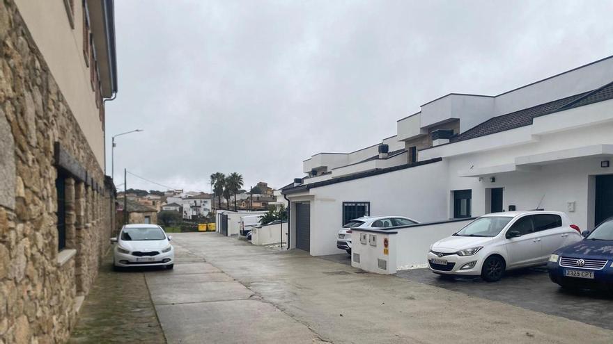 Sin cartas, fibra óptica ni recibos de agua en Oliva de Plasencia por no tener numeradas las viviendas