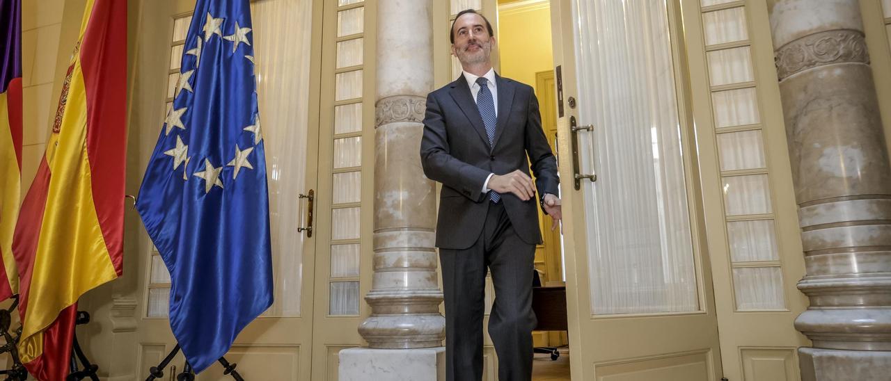 El presidente del Parlament, Gabriel Le Senne