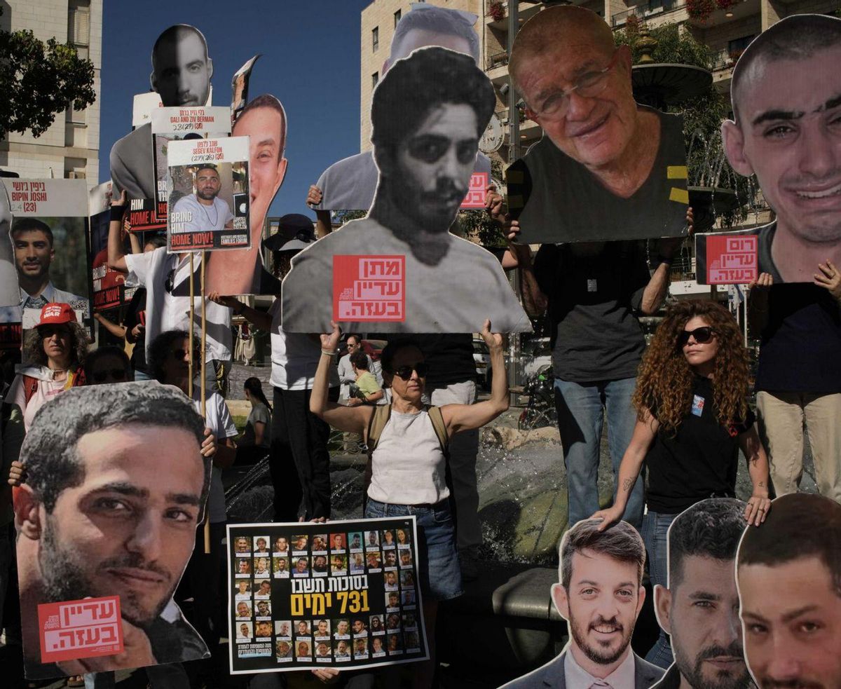 Israel commemora la massacre del 7-O amb protestes i cerimònies Israel commemora la massacre del 7-O amb protestes i cerimònies