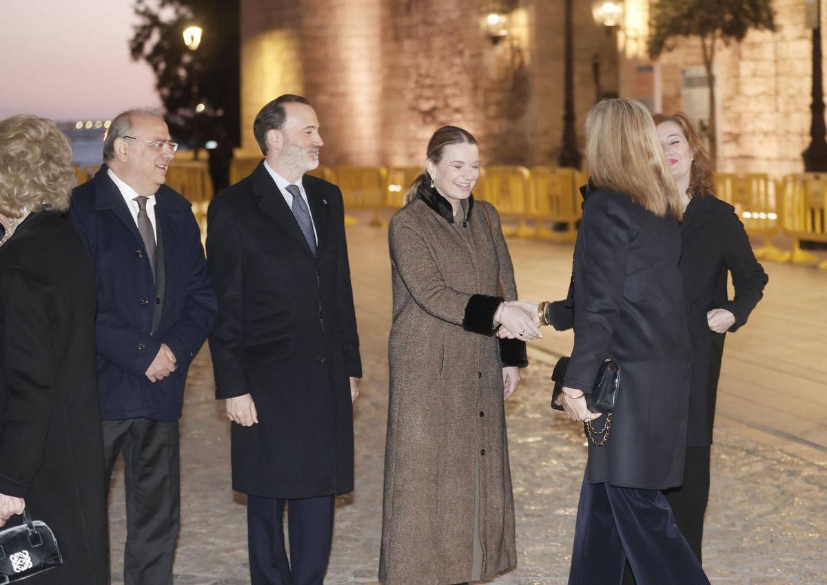 Doña Sofía y las infantas Elena y Cristina, acompañadas de Victoria Federica e Irene Urdangarin, en el Concierto de Semana Santa que se celebra en la Catedral de Mallorca
