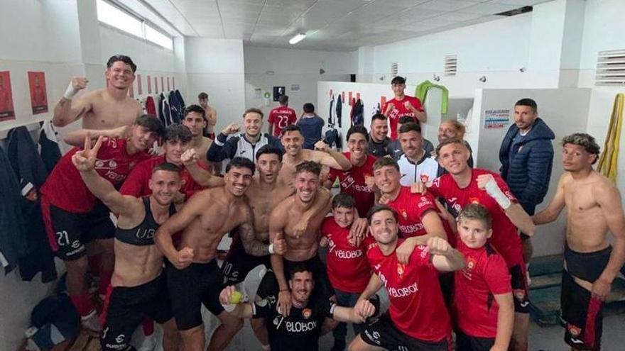 El Cieza buscará el ascenso en Nueva Condomina  este viernes