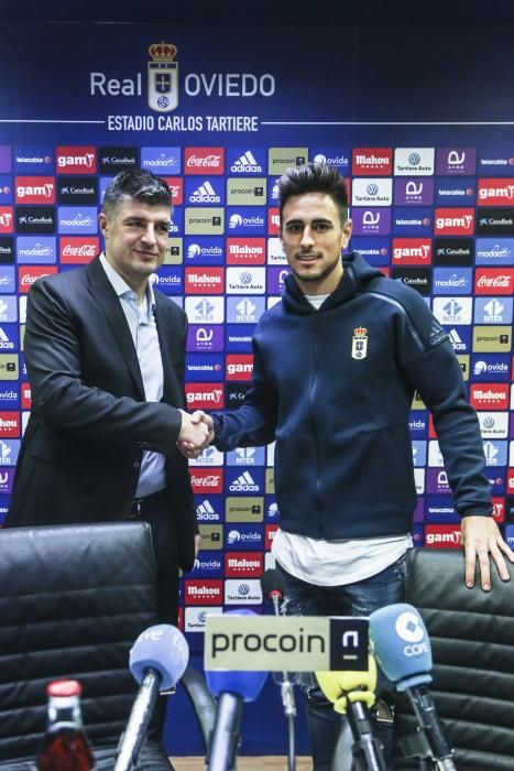 Presentación de David Costas como nuevo jugador del Real Oviedo