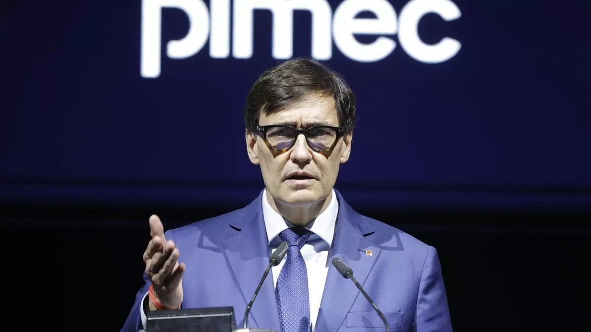 Illa luce ante el empresariado el "avance" en la ampliación del aeropuerto de Barcelona: "Alguien tenía que chutar la pelota"