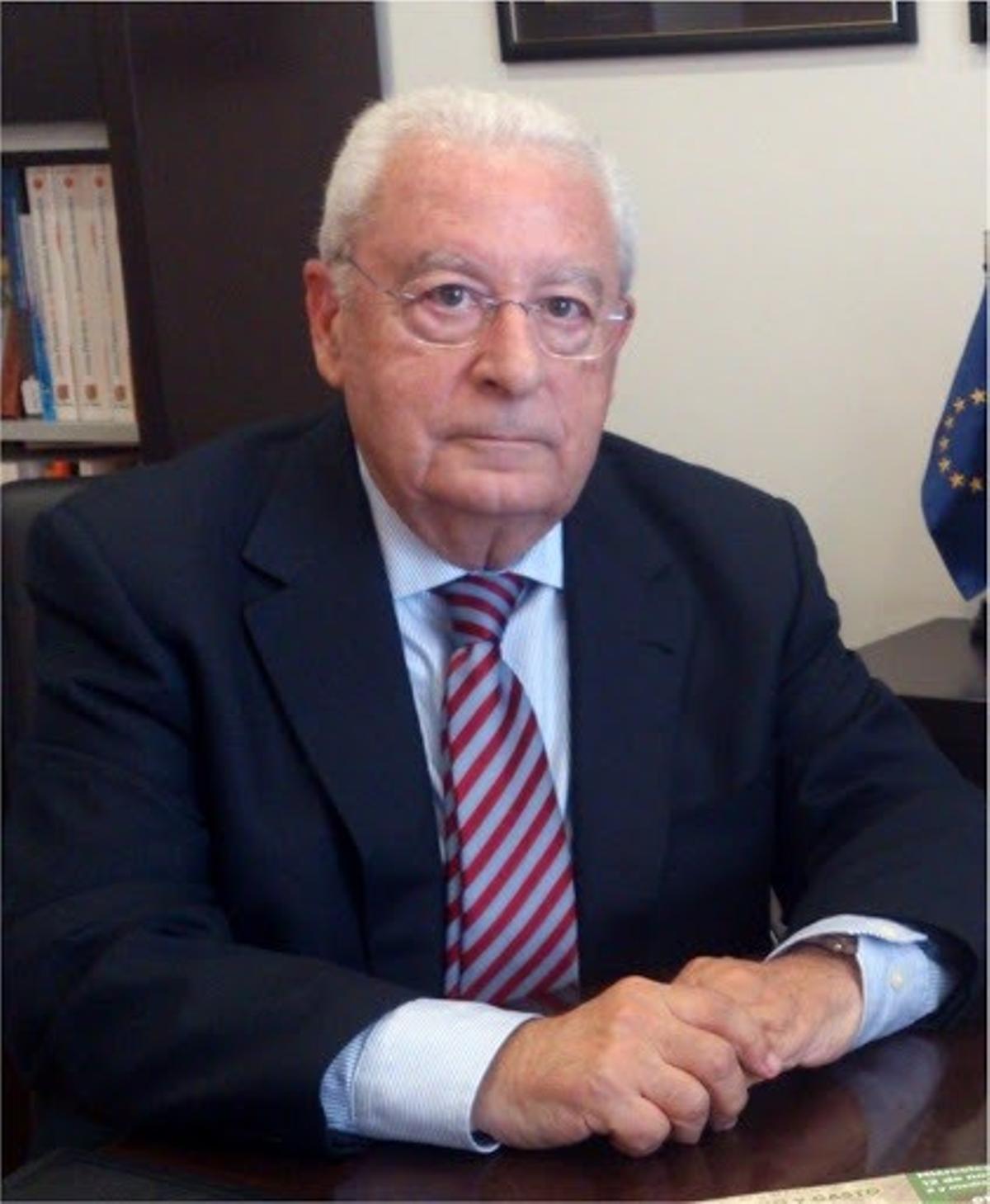 MURCIA.-Fallece por coronavirus José Molina, expresidente del Consejo de la Transparencia