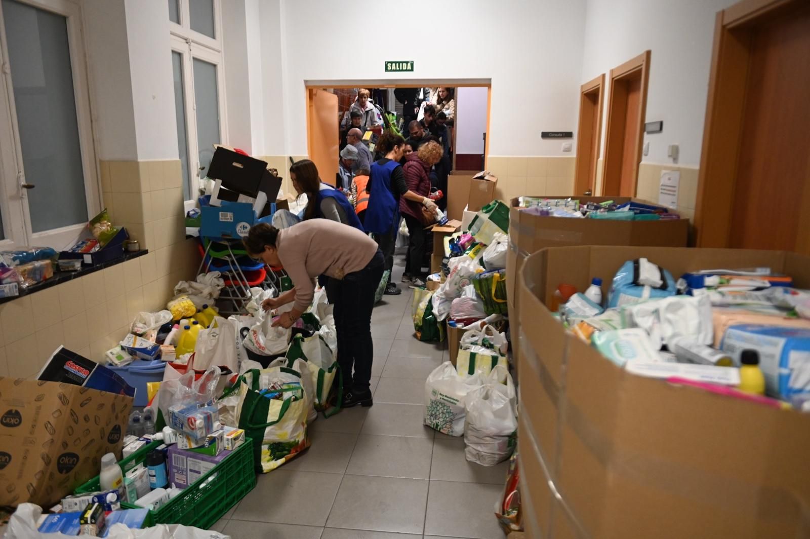 En imágenes | Campaña del Banco de Alimentos para ayudar a Valencia