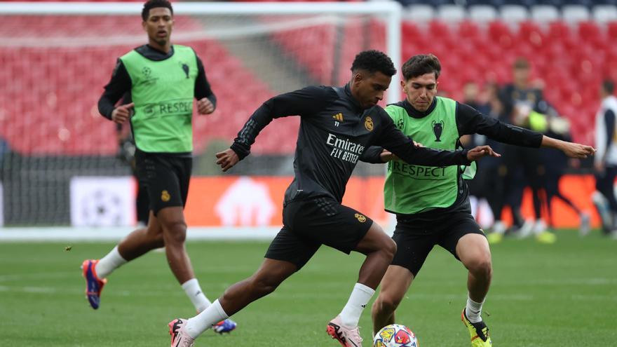Tchouaméni, novedad en el entrenamiento del Real Madrid en Wembley