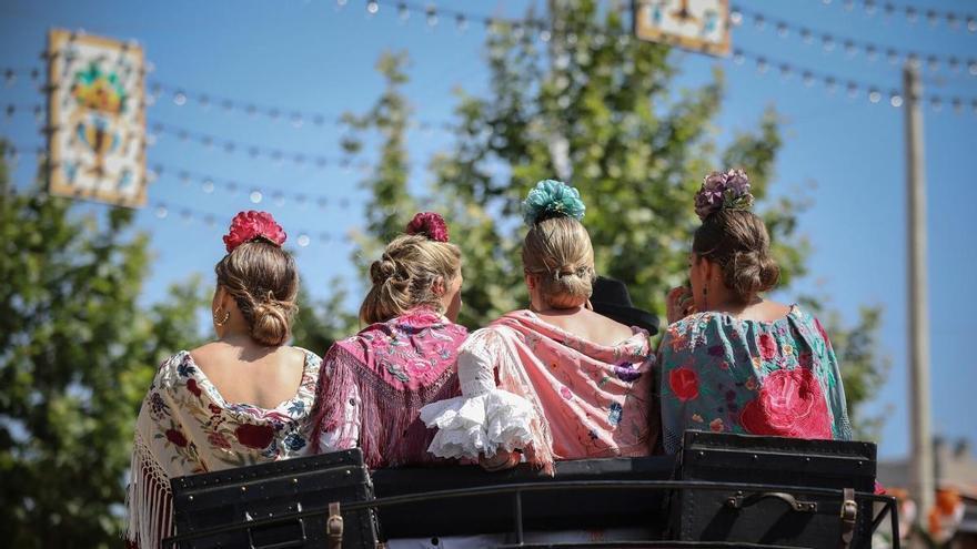 Hasta 440 euros la noche: los alquileres de habitaciones se disparan en Los Remedios y Triana por la Feria de Abril