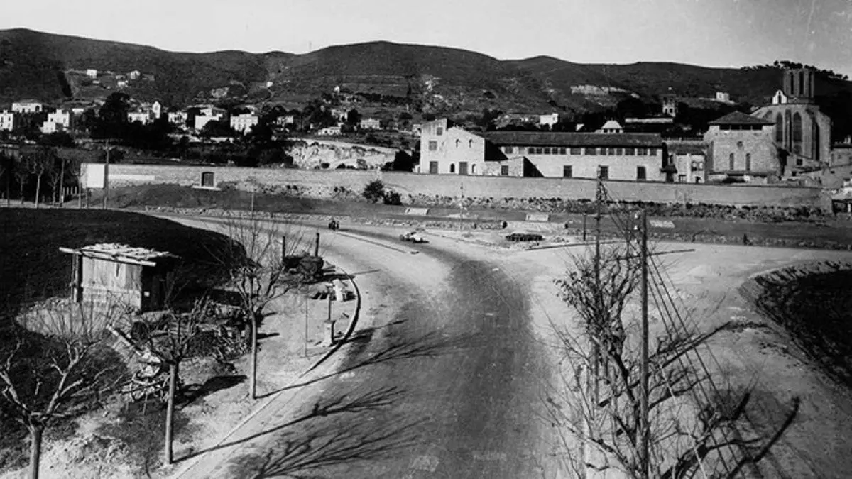 El lector Óscar Bonet gana el concurso de la foto histórica de Les Corts