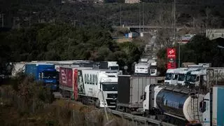 Los exportadores de frutas y hortalizas exigen a Francia que respete la circulación de camiones