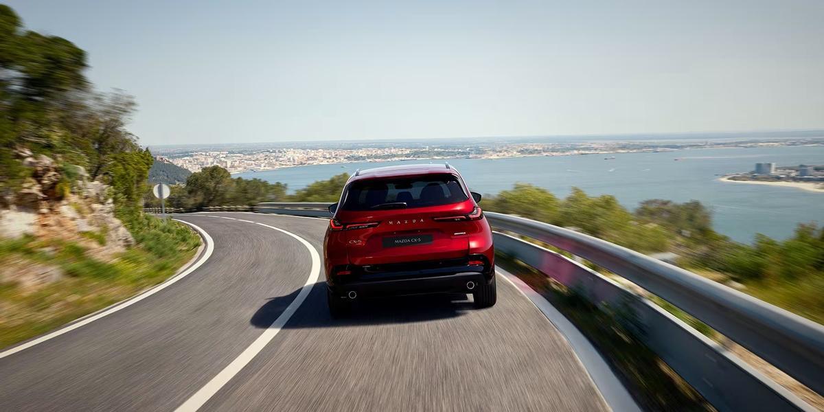 Part de darrera del nou Mazda CX5