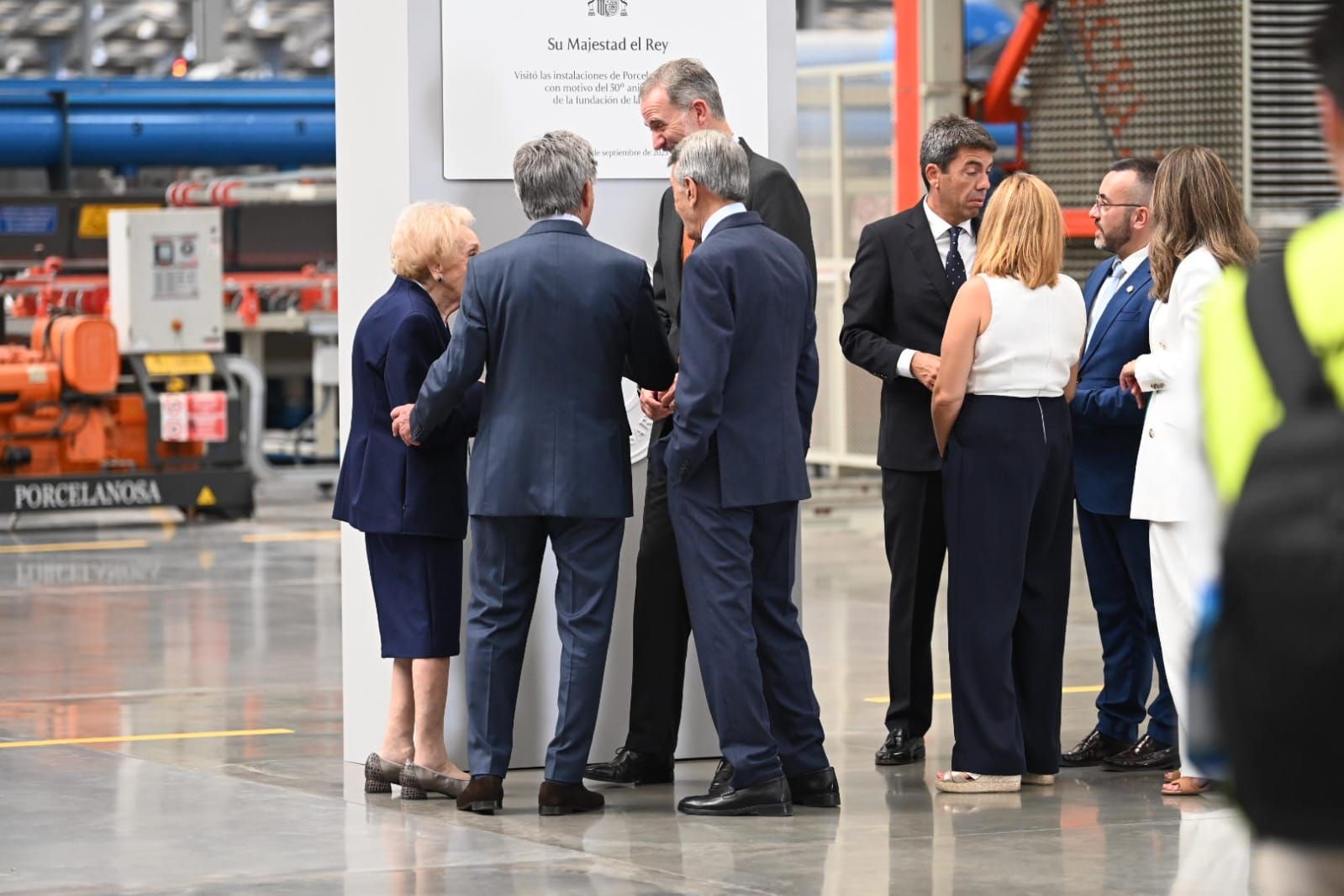 El rey Felipe VI visita Porcelanosa para conmemorar su 50 aniversario