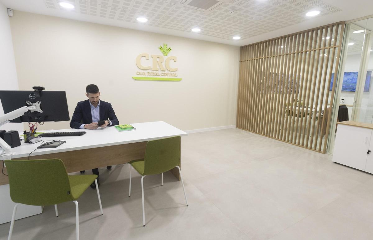 La nueva oficina de San Blas refleja el equilibrio que la entidad busca entre innovación y cercanía.