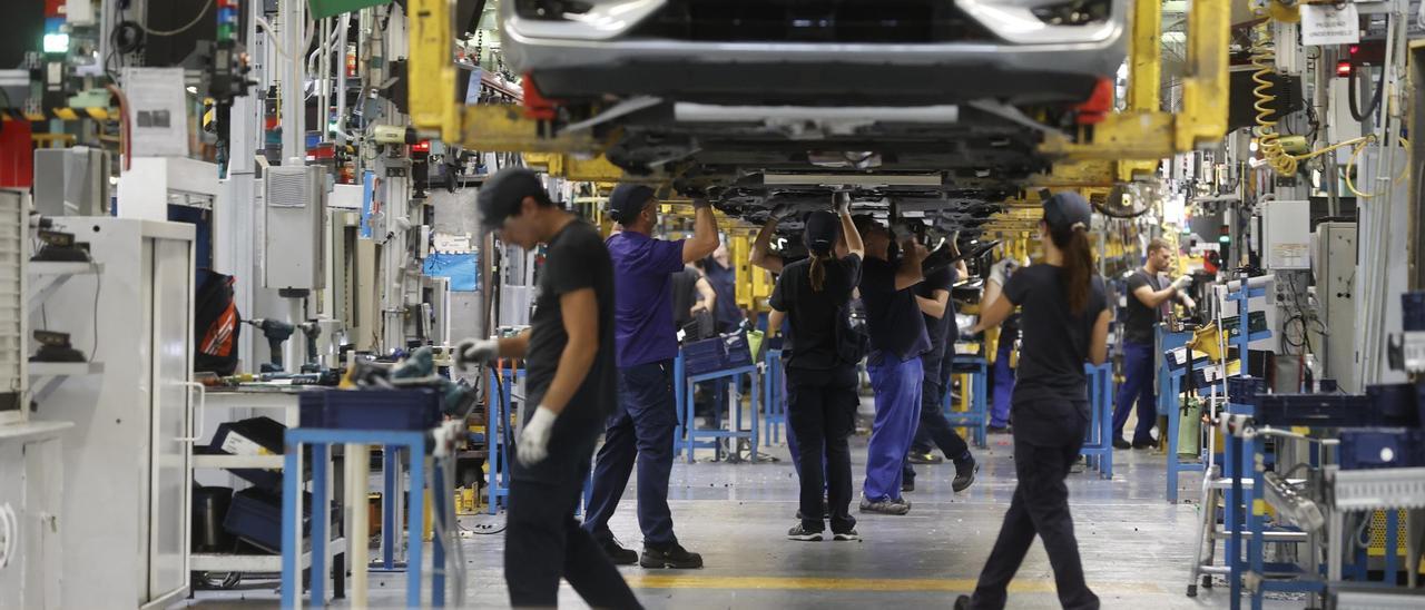 Línea de producción de Ford en Almussafes.