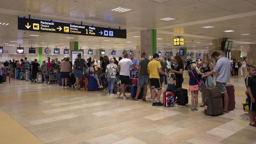 L&#039;aeroport de Girona supera la jornada més transitada de l&#039;operació tornada sense incidències