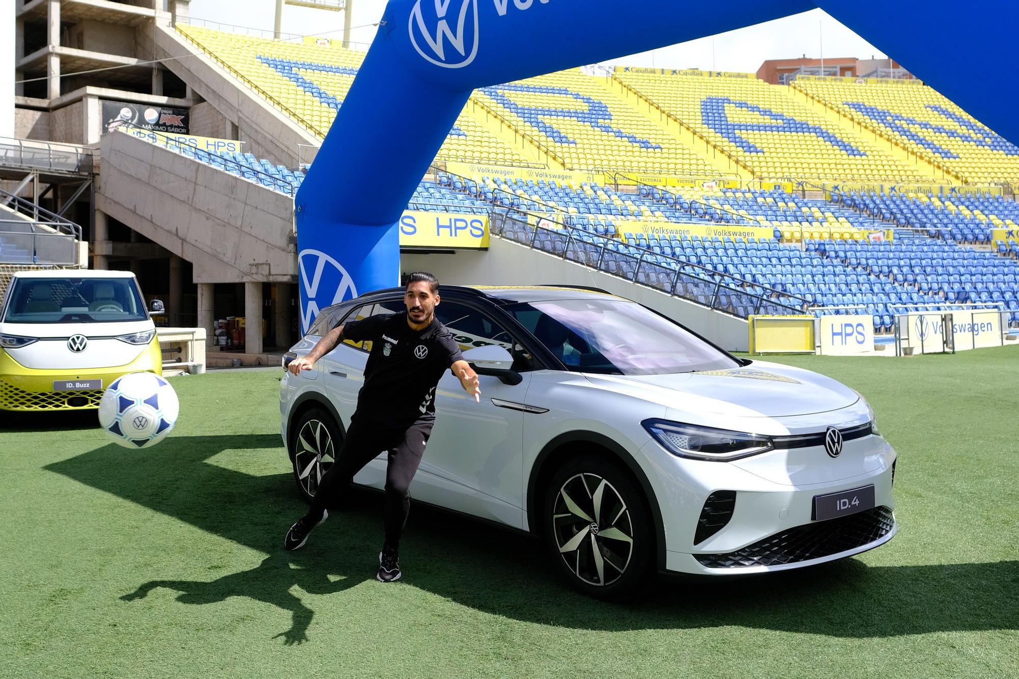 Presentación de coches de Domingo Alonso