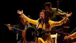 Sílvia Pérez Cruz deslumbra en su concierto del milagro en la apertura del Grec