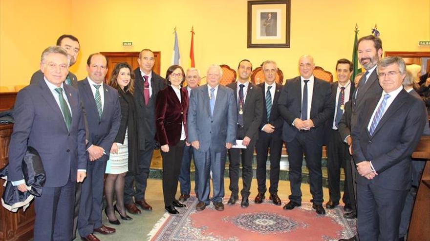 Esteban Rondón rinde homenaje a las víctimas de violencia de género