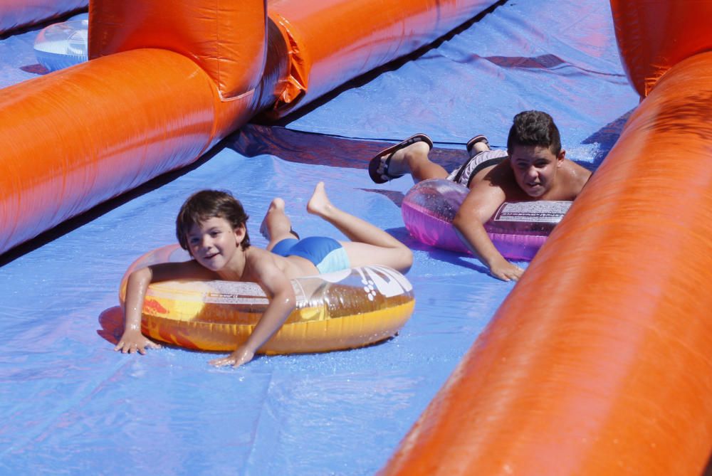 Lloret inaugura el tobogan aquàtic «Splash Slide»