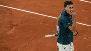 Emilio Nava, el triple campeón sobre tierra que se formó junto a Alcaraz: "Cuando entrené con él a los 15 años pensé... ¡uff!"