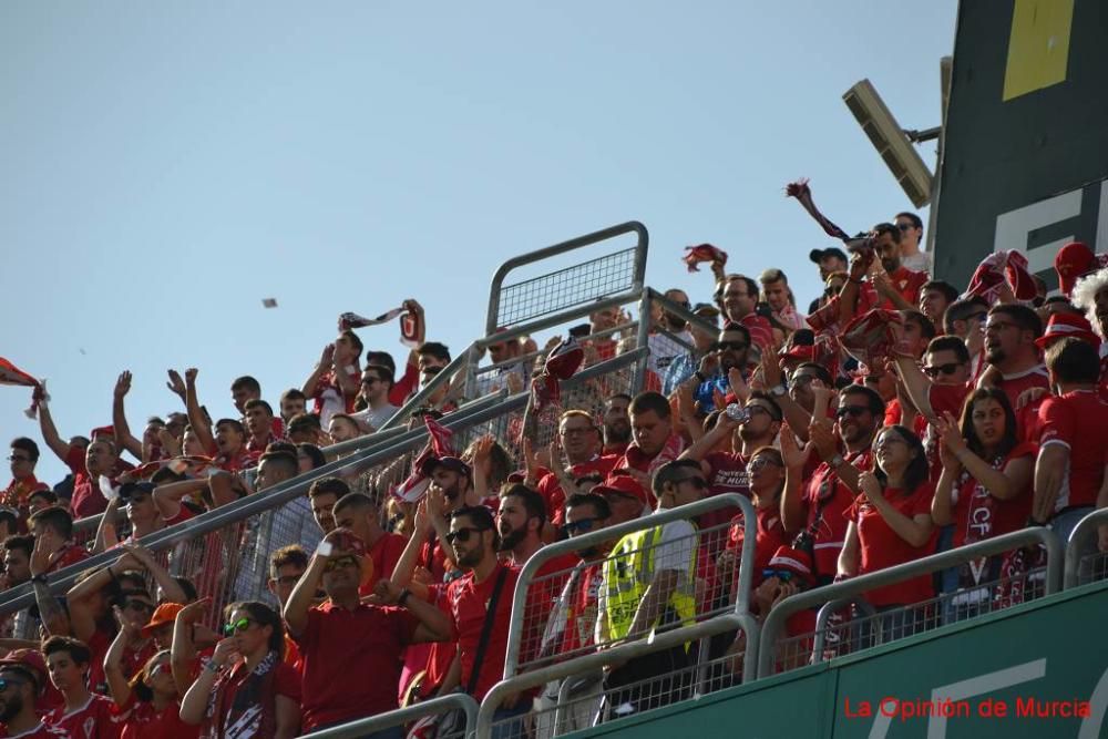 El Murcia dice adiós al ascenso