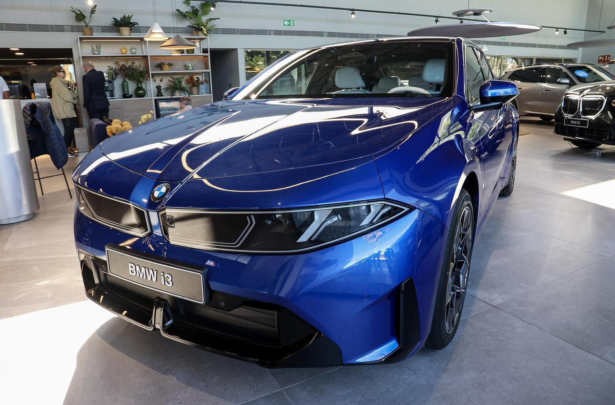 Uno de los principales argumentos del nuevo BMW i3 es su capacidad para recorrer largas distancias sin necesidad de recargar.