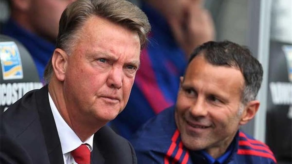 Van Gaal y Ryan Giggs con el Manchester United